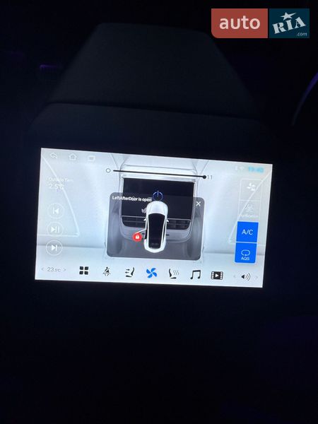 Позашляховик / Кросовер Tesla Model Y 2024 в Дніпрі