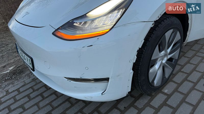 Позашляховик / Кросовер Tesla Model Y 2022 в Львові