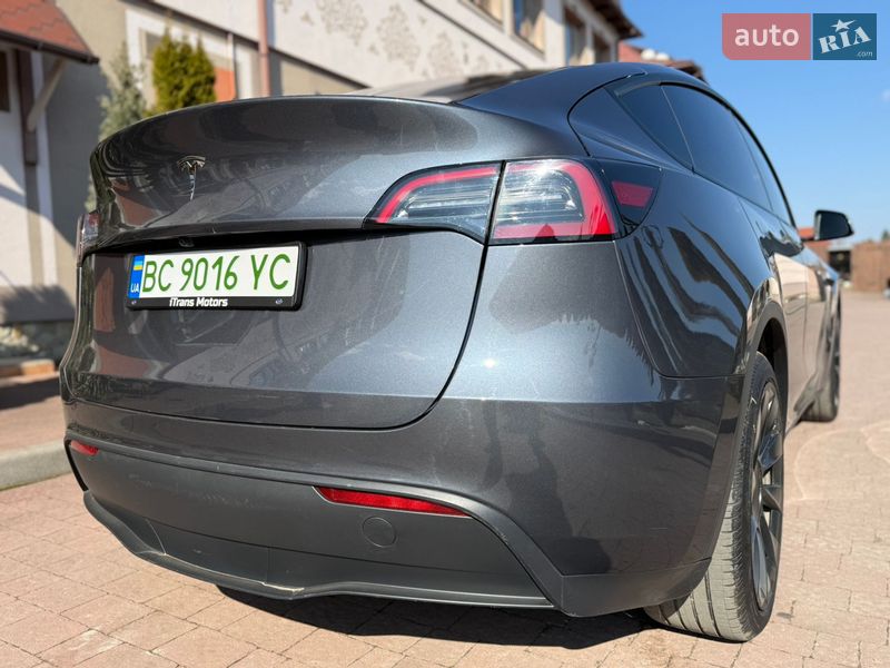 Позашляховик / Кросовер Tesla Model Y 2023 в Стрию