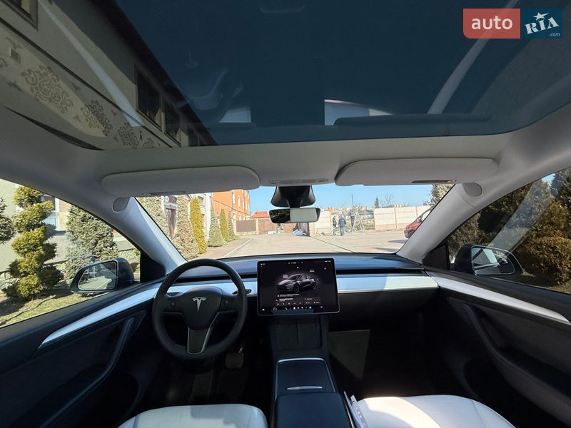 Позашляховик / Кросовер Tesla Model Y 2023 в Стрию