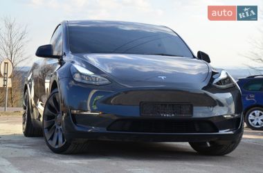 Внедорожник / Кроссовер Tesla Model Y 2024 в Трускавце