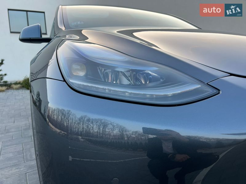 Внедорожник / Кроссовер Tesla Model Y 2020 в Луцке