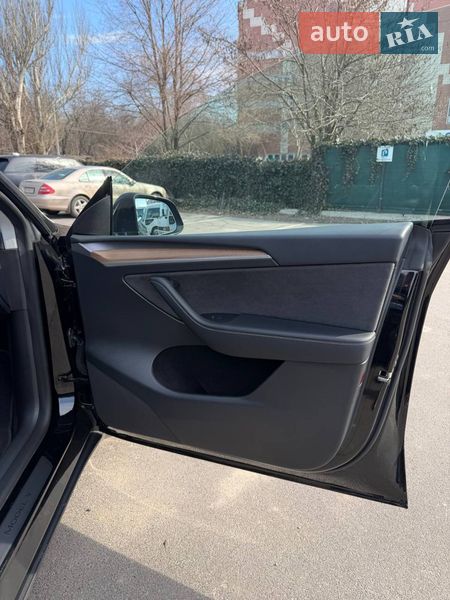 Позашляховик / Кросовер Tesla Model Y 2023 в Одесі