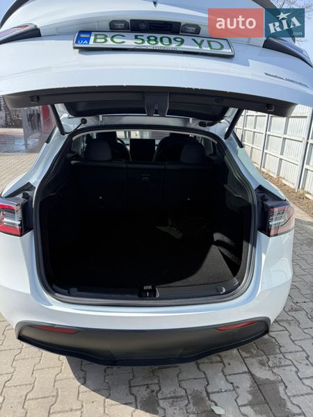 Позашляховик / Кросовер Tesla Model Y 2023 в Жовкві фото 12 Позашляховик / Кросовер Tesla Model Y 2023 в Жовкві