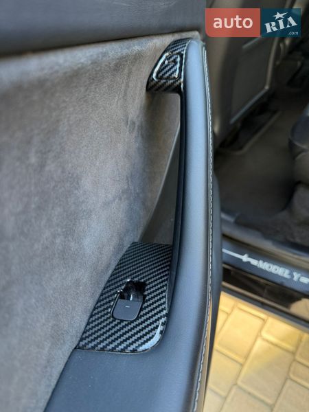 Позашляховик / Кросовер Tesla Model Y 2023 в Одесі