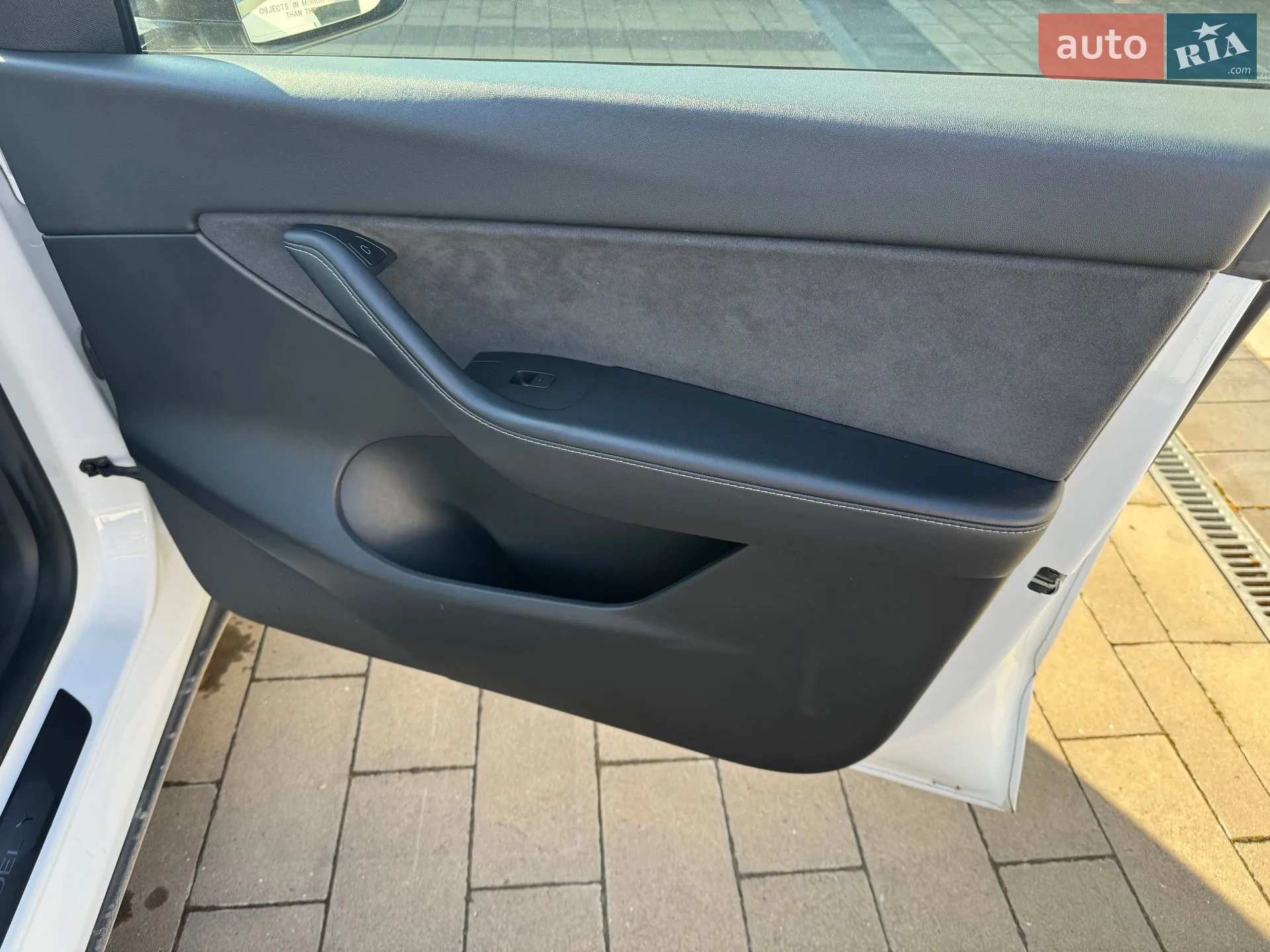 2021 Tesla Model Y - мініатюра 10