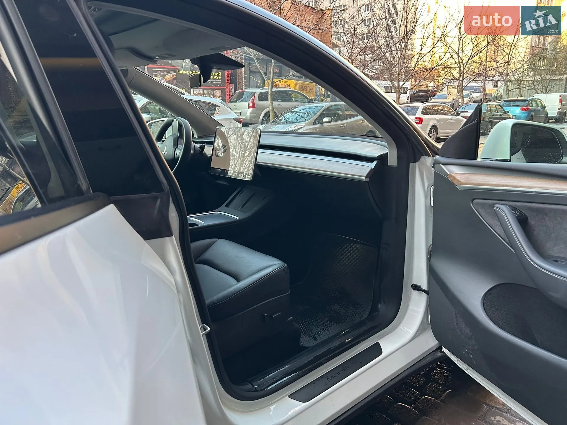 2022 Tesla Model Y - мініатюра 11