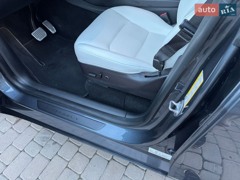 Позашляховик / Кросовер Tesla Model Y 2022 в Вінниці