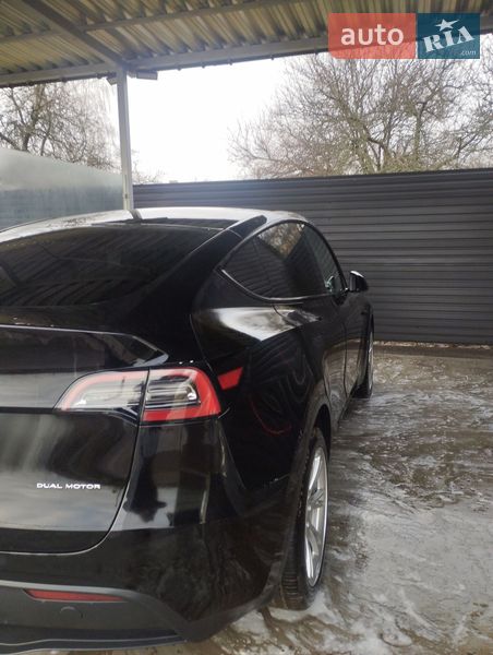 Позашляховик / Кросовер Tesla Model Y 2023 в Харкові