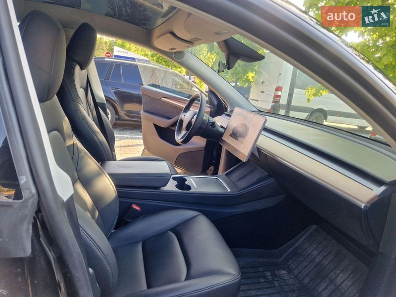 Позашляховик / Кросовер Tesla Model Y 2023 в Хмельницькому