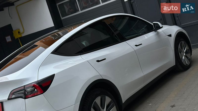 Внедорожник / Кроссовер Tesla Model Y 2021 в Самборе