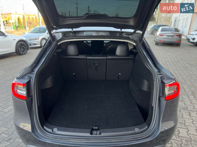 Внедорожник / Кроссовер Tesla Model Y 2020 в Луцке
