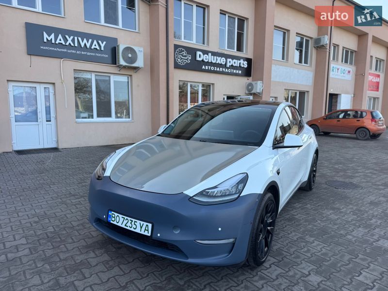 Внедорожник / Кроссовер Tesla Model Y 2020 в Луцке