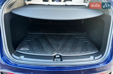 Внедорожник / Кроссовер Tesla Model Y 2022 в Житомире