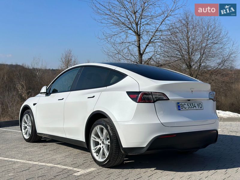 Позашляховик / Кросовер Tesla Model Y 2023 в Львові фото 12 Позашляховик / Кросовер Tesla Model Y 2023 в Львові