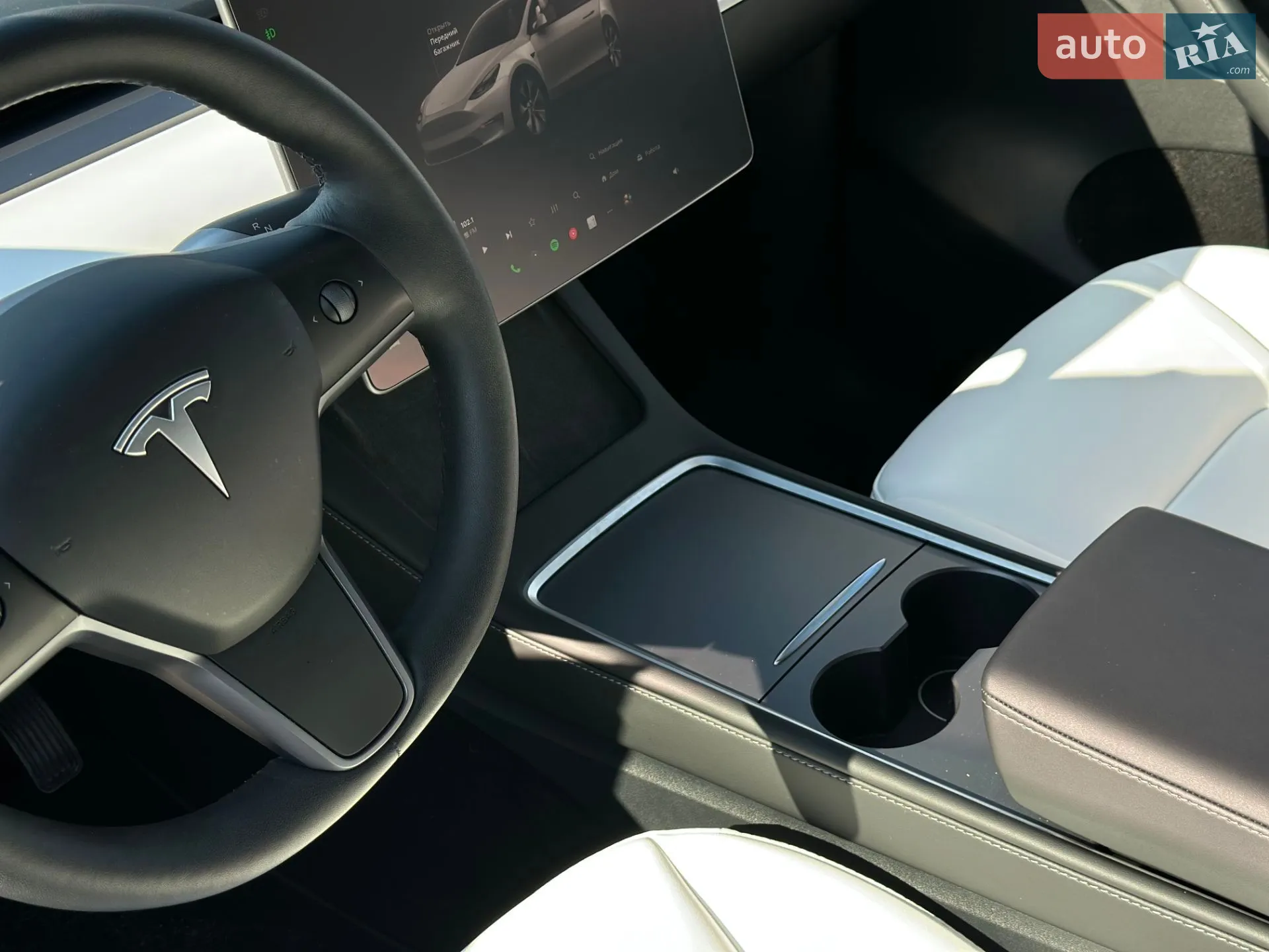 2023 Tesla Model Y - мініатюра 21