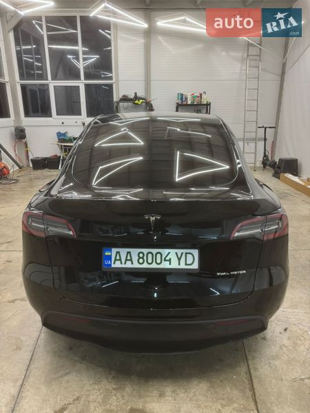 Внедорожник / Кроссовер Tesla Model Y 2025 в Киеве фото 4 Внедорожник / Кроссовер Tesla Model Y 2025 в Киеве