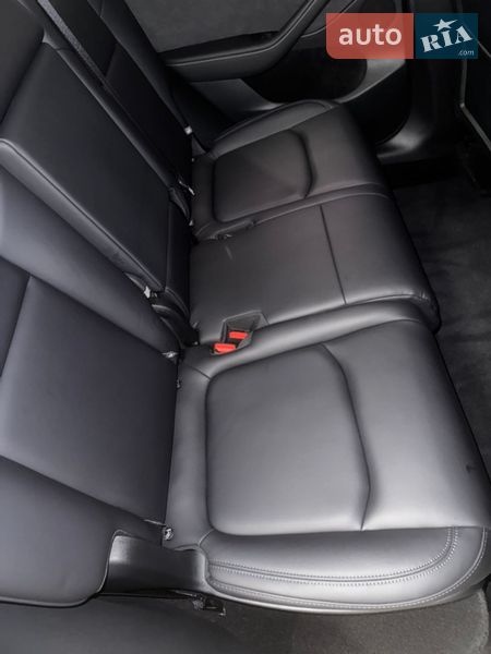 Внедорожник / Кроссовер Tesla Model Y 2025 в Киеве фото 14 Внедорожник / Кроссовер Tesla Model Y 2025 в Киеве