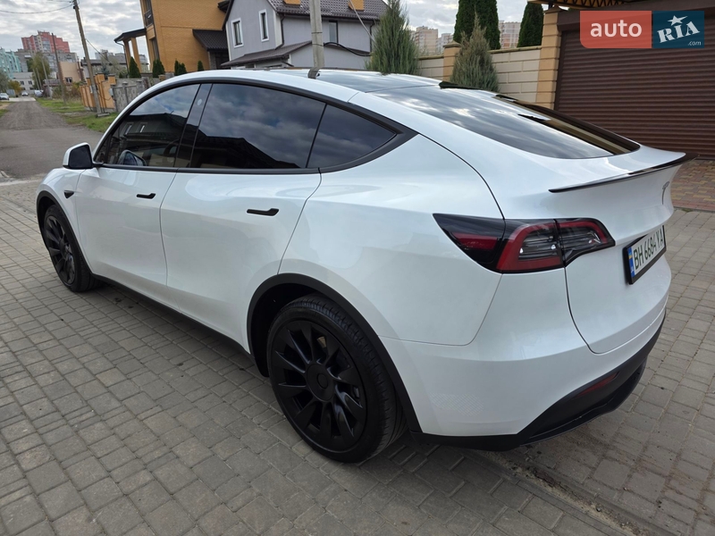 Внедорожник / Кроссовер Tesla Model Y 2022 в Одессе