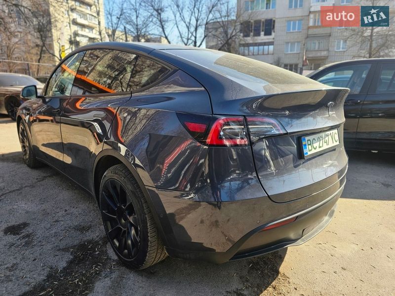 Внедорожник / Кроссовер Tesla Model Y 2020 в Львове
