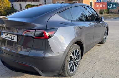 Внедорожник / Кроссовер Tesla Model Y 2023 в Львове