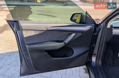 Внедорожник / Кроссовер Tesla Model Y 2023 в Львове