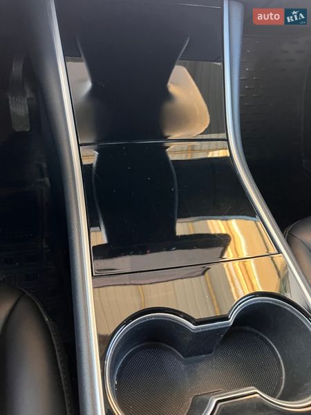 Внедорожник / Кроссовер Tesla Model Y 2020 в Светловодске