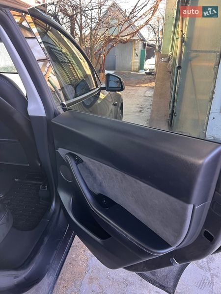 Внедорожник / Кроссовер Tesla Model Y 2020 в Светловодске