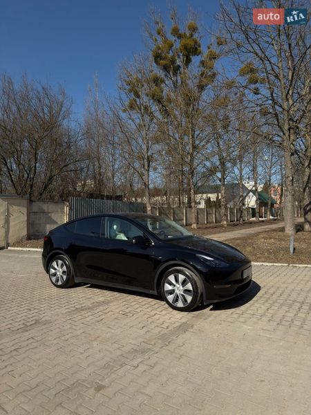 Позашляховик / Кросовер Tesla Model Y 2023 в Львові