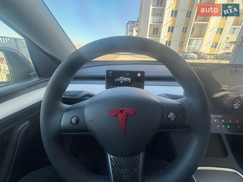Внедорожник / Кроссовер Tesla Model Y 2023 в Черноморске