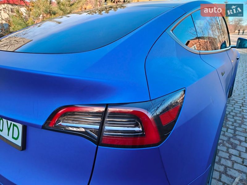 Позашляховик / Кросовер Tesla Model Y 2024 в Львові