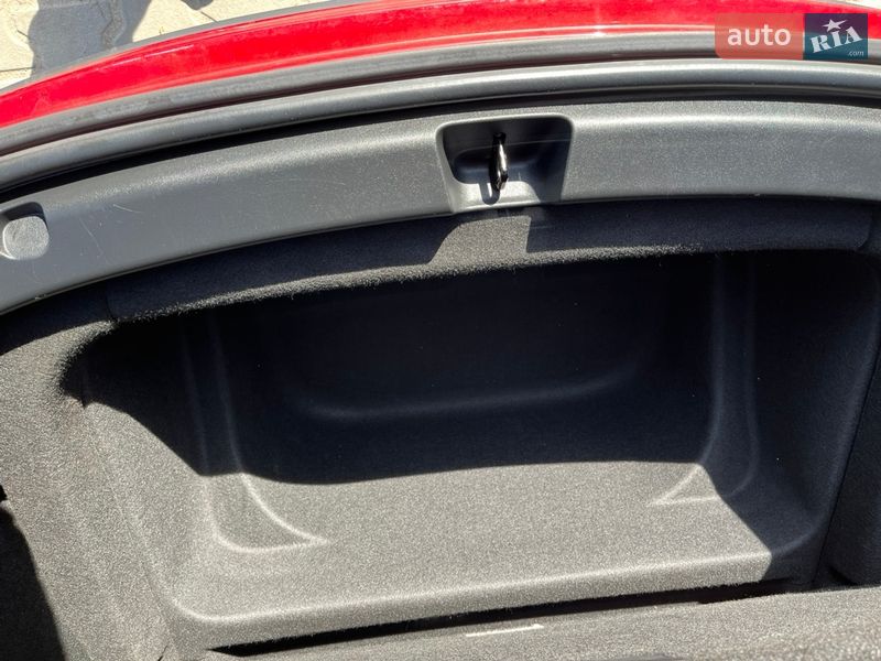 Позашляховик / Кросовер Tesla Model Y 2023 в Львові