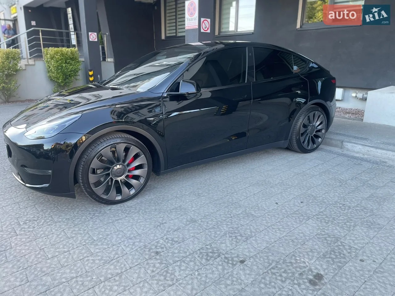 2020 Tesla Model Y - мініатюра 11