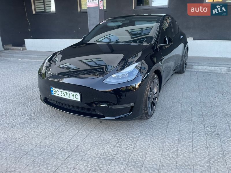 Внедорожник / Кроссовер Tesla Model Y 2021 в Львове