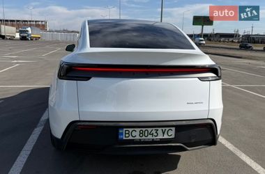 Внедорожник / Кроссовер Tesla Model Y 2025 в Львове