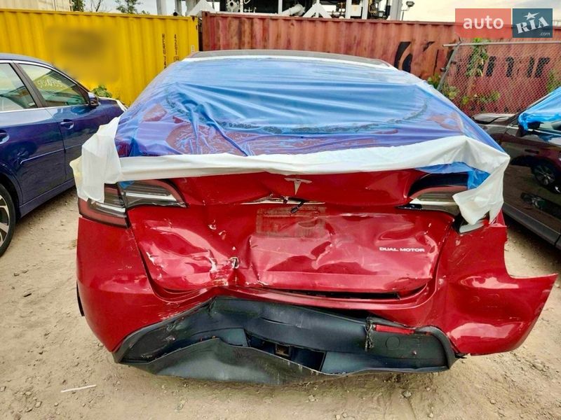 Позашляховик / Кросовер Tesla Model Y 2021 в Дніпрі