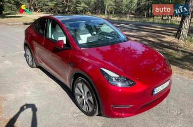 Внедорожник / Кроссовер Tesla Model Y 2024 в Киеве