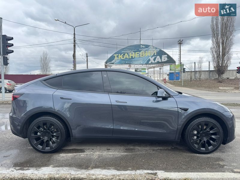 Внедорожник / Кроссовер Tesla Model Y 2022 в Харькове