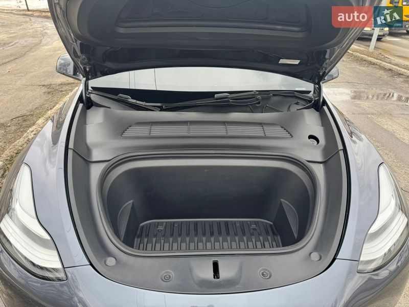 Внедорожник / Кроссовер Tesla Model Y 2022 в Харькове