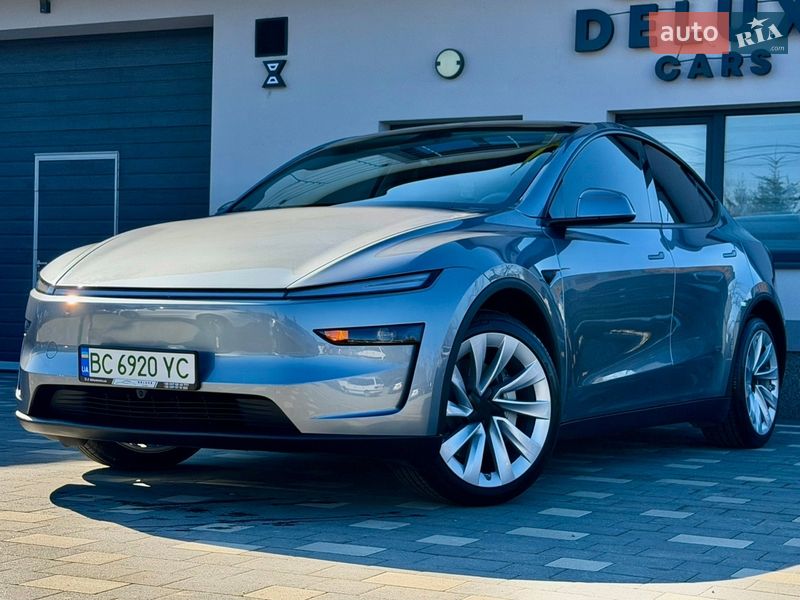 Внедорожник / Кроссовер Tesla Model Y 2025 в Дрогобыче
