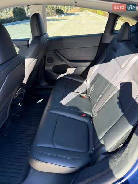 Позашляховик / Кросовер Tesla Model Y 2023 в Дніпрі