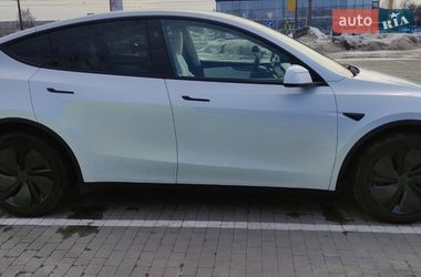 Позашляховик / Кросовер Tesla Model Y 2025 в Білій Церкві