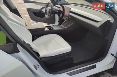 Позашляховик / Кросовер Tesla Model Y 2025 в Білій Церкві
