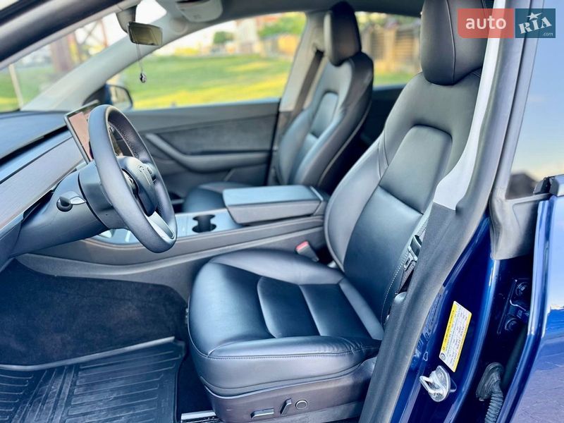 Позашляховик / Кросовер Tesla Model Y 2021 в Львові