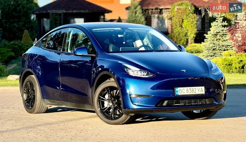 Позашляховик / Кросовер Tesla Model Y 2021 в Львові