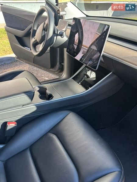 Внедорожник / Кроссовер Tesla Model Y 2020 в Черноморске