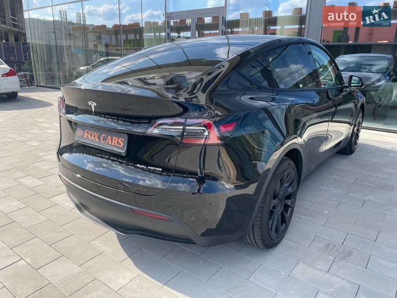 Позашляховик / Кросовер Tesla Model Y 2020 в Києві