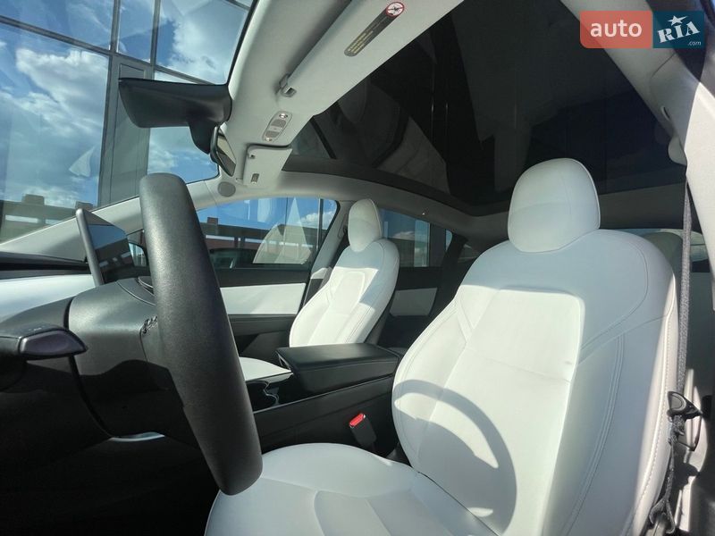 Позашляховик / Кросовер Tesla Model Y 2020 в Києві