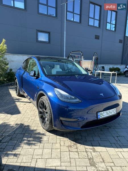 Позашляховик / Кросовер Tesla Model Y 2021 в Львові