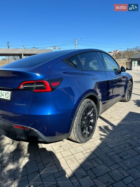 Позашляховик / Кросовер Tesla Model Y 2021 в Львові